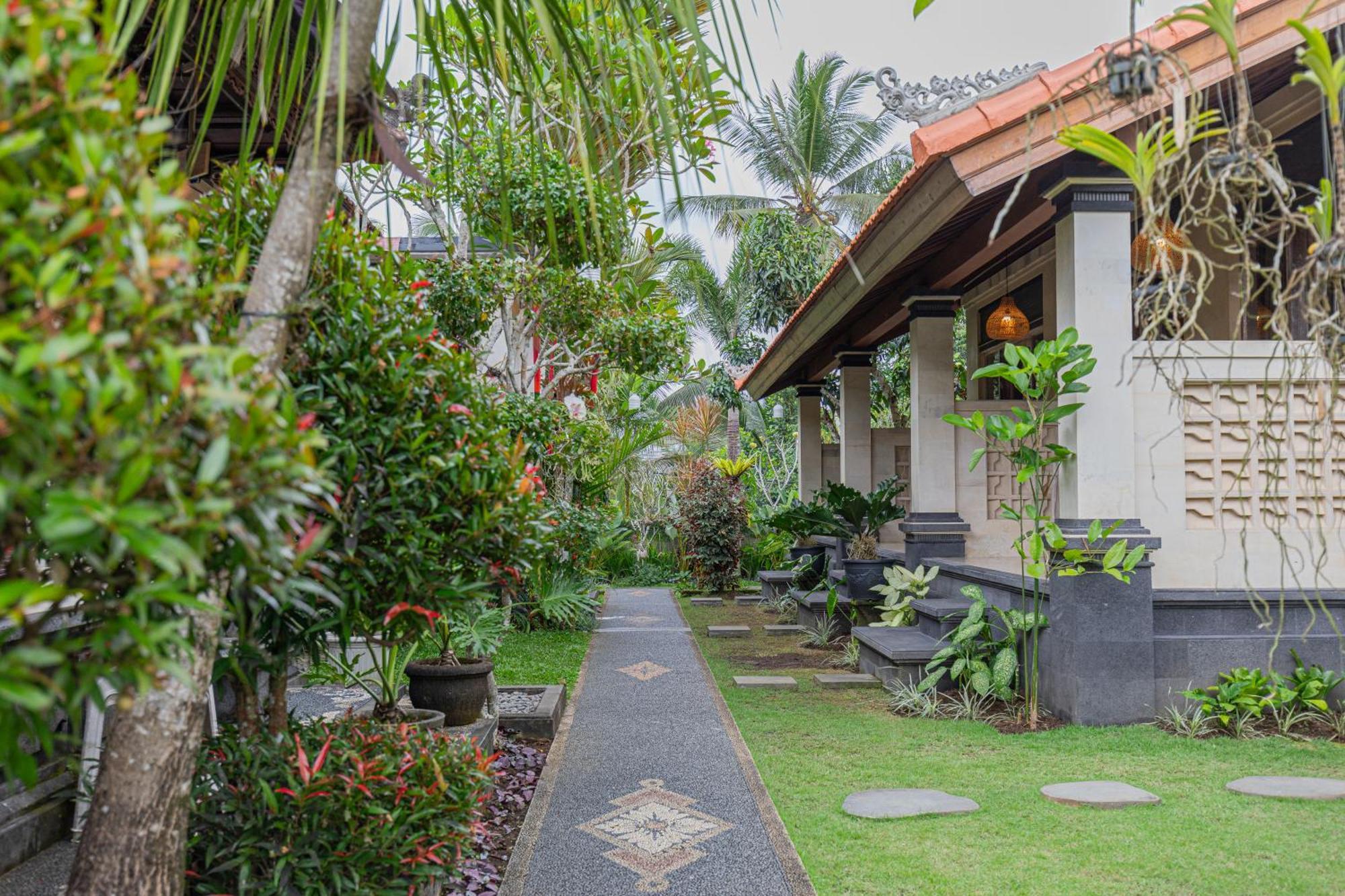 Campuhan Guesthouse Selemadeg Esterno foto